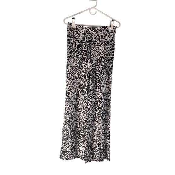 Lilly Pulitzer women’s Small elastic waist wide leg pant B&W pineapple print - Picture 1 of 6